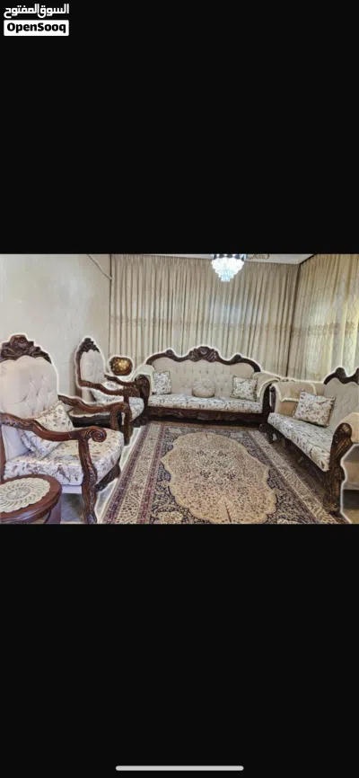 طقم كنب مرتب وانيق متين 3