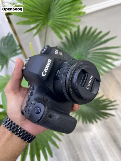 � للبيع كاميرا Canon EOS 6D Mark II 2