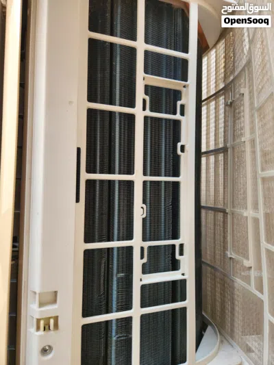 Pearl 3 ton (2 units) and 3.5 ton (1 unit) available for sale with installation. 4