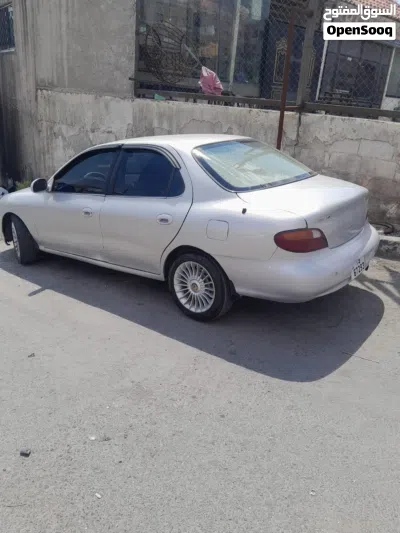Hyundai Avante SE 3
