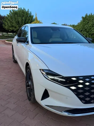 Hyundai Azera Standard 2