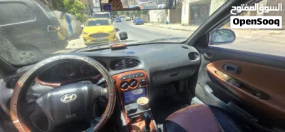 Hyundai Avante Standard 4