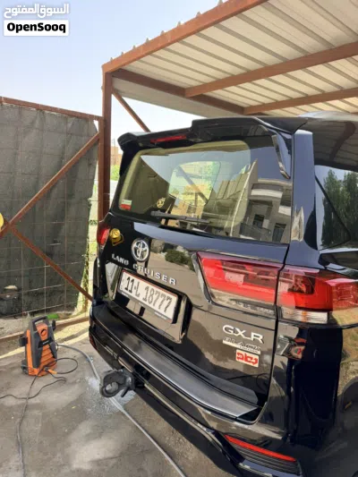 Toyota Land Cruiser Black Edition 4