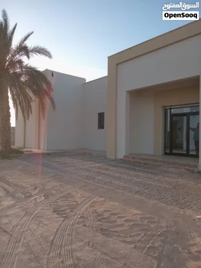 مبنى خدمي إداري للايجار 2