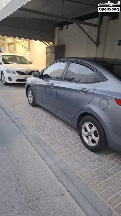 Hyundai Accent Standard 4