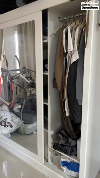 wardrobe with mirror all only 200 كبت بسعر ممتاز !! 3