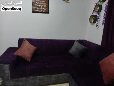طقم كورنر وطاولات برادي عدد2 بحاله جيده استعمال بسيط جدآ 4
