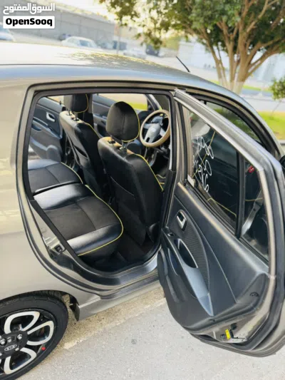 Kia Picanto EX 4
