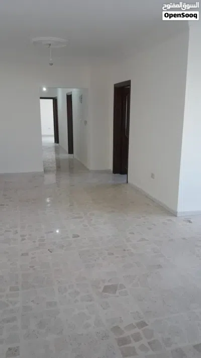 شقة للايجار في منطقة الجندويل 4