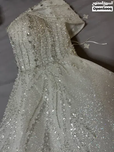Wedding dress and accessories 4