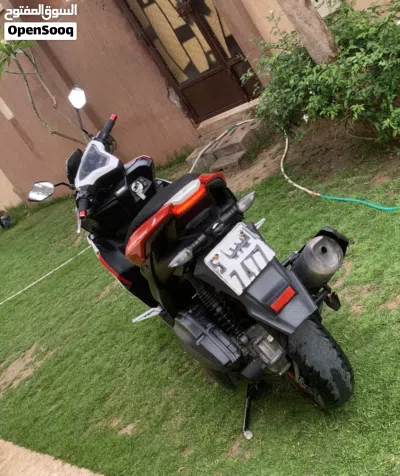 Yamaha Aerox 2