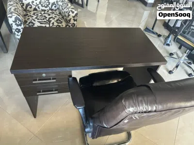 مكتب + كرسي مكتب جلد 4