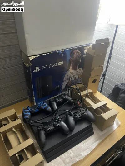 بلايستيشن 4 برو 1TB ، playstation 4 pro Jet Black 4