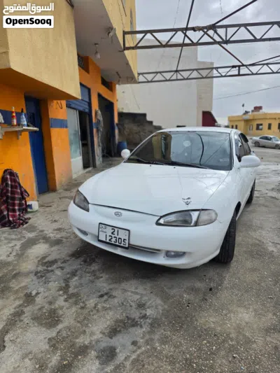 Hyundai Avante Standard 2