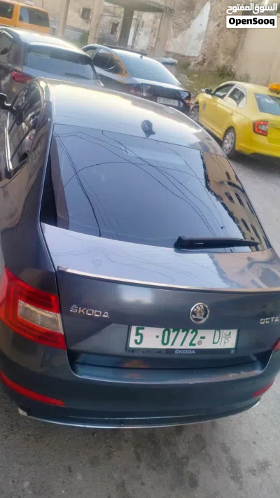 سكودا اوكتافيا Standard 2