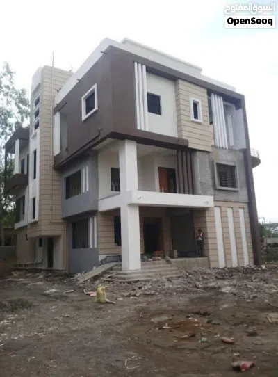 House painter and maintenance service with good work everyday House piant service with Normale pric 2