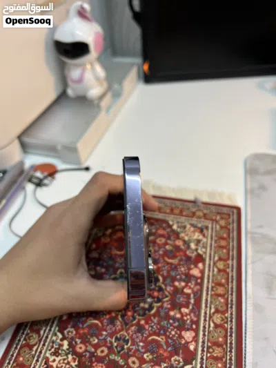 iPhone 14 Pro battery:77 Used 3