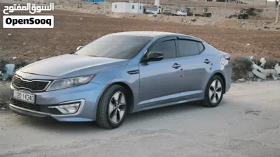 كيا اوبتيما Standard 3