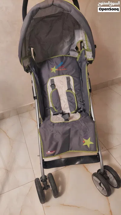 عرباية أطفال مستعملة وبحالة ممتازة .. ماركة pommette 3