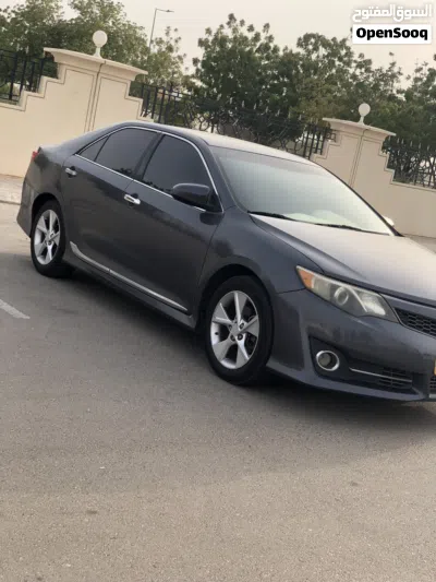 Toyota Camry LE 2