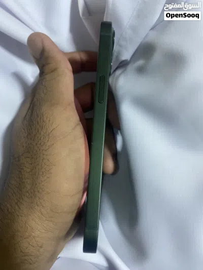 ايفون 13 نضيف جدا قابل للتفاوض 2