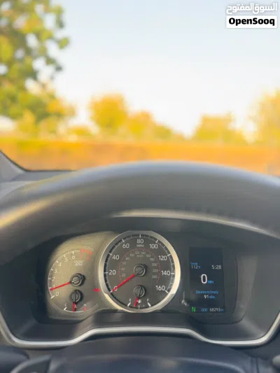 Toyota Corolla Hatchback 4