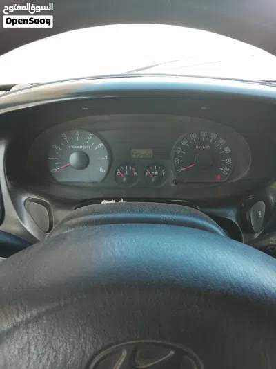 هيونداي H1 Standard 2