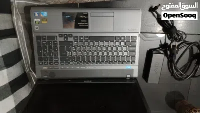 لابتوب سوني فايو شبه جديد بدون حقيبة كور i7 الجيل العاشر 3