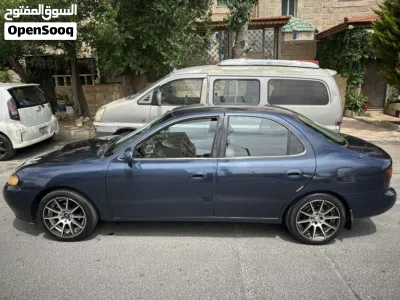 Hyundai Avante Standard 4