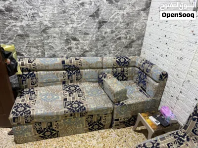 كعده مستعمله للبيع نضيفه بيها مجال 3