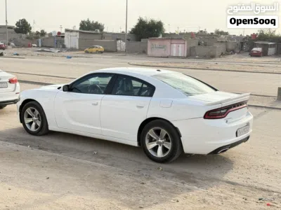 دودج تشارجر SXT 4