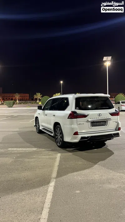 Lexus LX LX 570 2