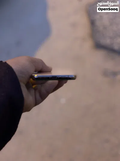 سلام عليكم آيفون xs 3