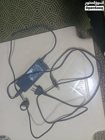 شاحن TosHlBA مستعمل تبع شركه 2