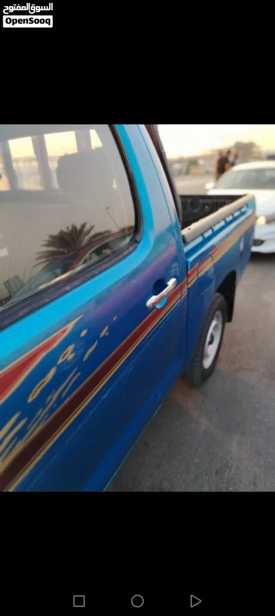 Toyota Hilux DLX 3