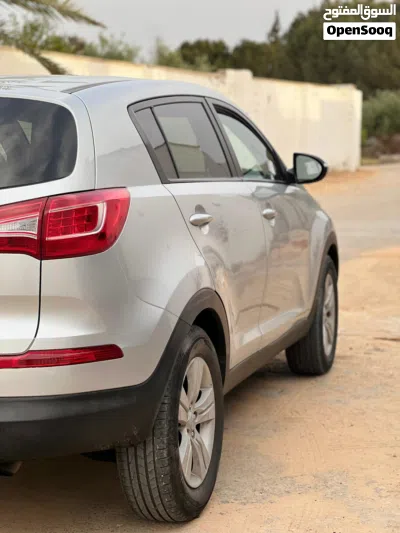 Kia Sportage EX 4