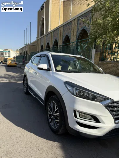 Hyundai Tucson Limited 3
