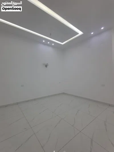 منزل للبيع عين زارة بالقرب من زويته 3