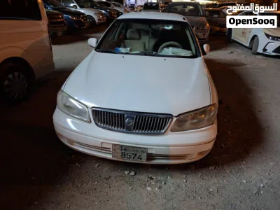 Nissan Sunny Standard 2