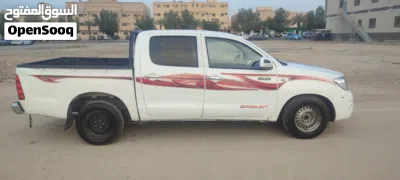 تويوتا هيلوكس GLX 3