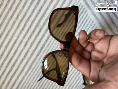 نظارتين شمسيات برادا كوبي والثانيه مابعرف شو نوعها 2