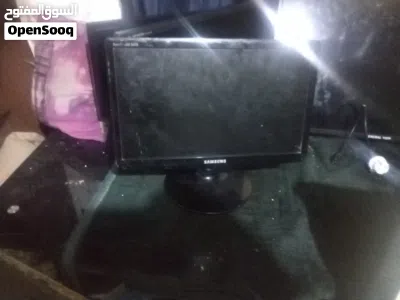 شاشه سامسونج شغاله 19 انش 10 دنانير 2