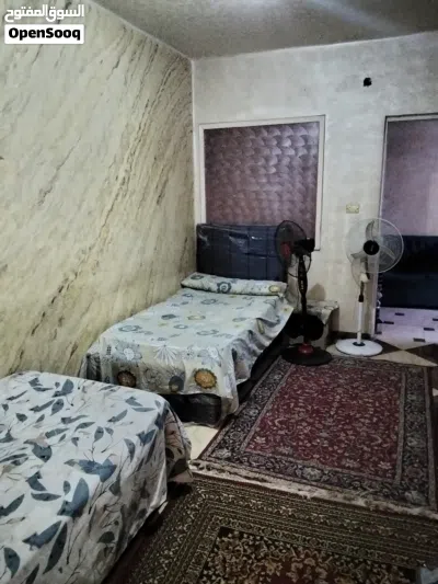 بالمعادي القديمه بشارع 105 قريبه جدا من محطه مترو المعادي بكورنيش النيل بجوار المطافي والاسعاف 3