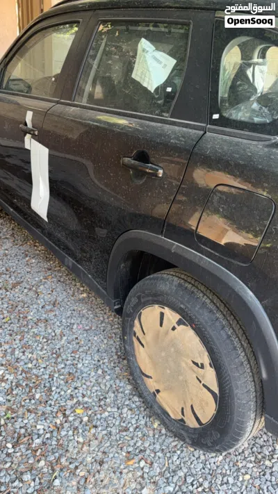 Suzuki Grand Vitara JLX 2