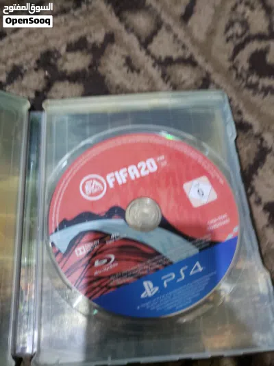 بلاي ستيشن 4 4