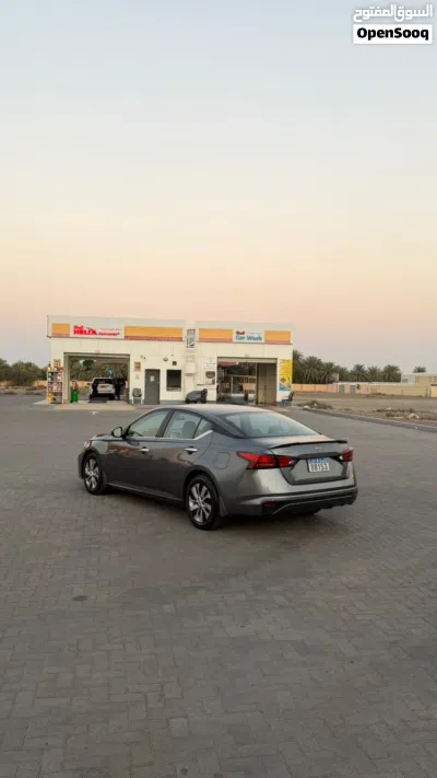 Nissan Altima S 3
