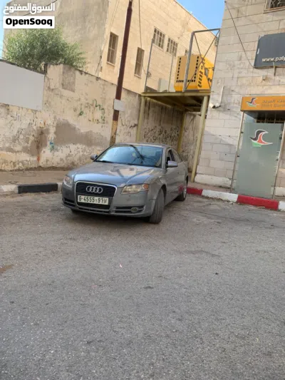 Audi A4 Sedan 3