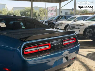 دودج تشالنجر SXT 4
