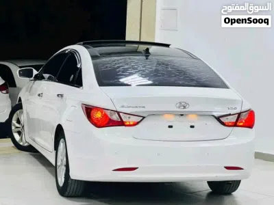 Hyundai Sonata Standard 2