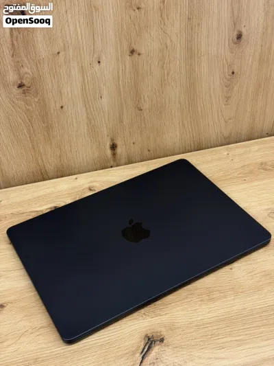 MacBook Air 2025. M4-Chip. 16 RAM. 512 SSD. 15.3-inch 2